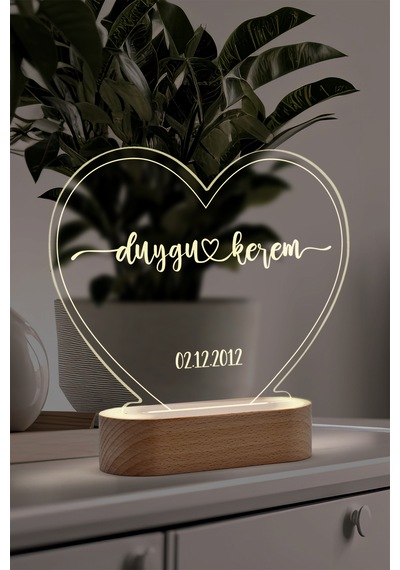 Çiftler İçin Konturlu Kişiye Özel Ledli Gece Lambası Masif Ahşap Tabanlı Usb Kablolu Pleksi Led Gece Lambası Çiftler İçin Konturlu Kişiye Özel Ledli Gece Lambası Masif Ahşap Tabanlı Usb Kablolu Pleksi Led Gece Lambası