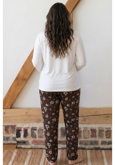 Siyah İnci Desenli Büyük Beden Battal Boy Viskon Örme Pijama Takım 26224814 Ekru Siyah İnci Desenli Büyük Beden Battal Boy Viskon Örme Pijama Takım 26224814 Ekru