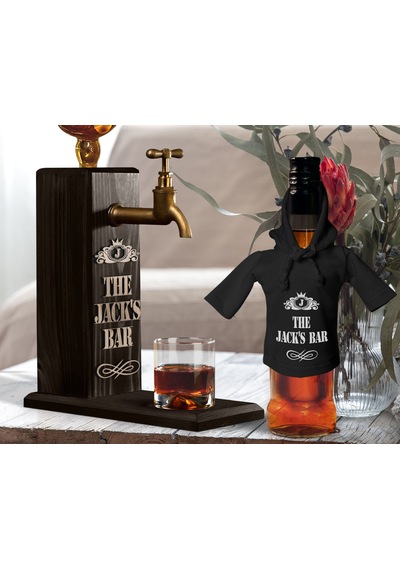 Bk Gift Kişiye Özel Kabartma İsimli Musluklu Doğal Ahşap İçki Standı Ve Siyah İçki Şişesi Tişörtü Hediye Seti, Home Bar, Viski Çeşmesi, Ahşap İçecek Çeşmesi-6 93176375