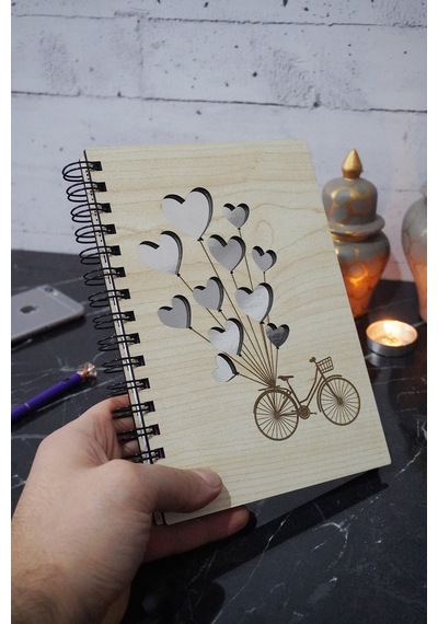 Bisikletli Balon Desen Ahşap Defter - Çizgisiz Defter Ahşap Rengi Banu Bej A5 Spiralli Defter