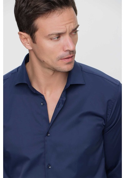 Morven Erkek Lacivert Slim Fit Dar Kesim Düz Sert Yaka Uzun Kollu Gömlek Lacivert