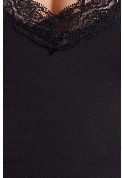 Tudors Kadın Slim Fit Dar Kesim İnce Askılı Dantel Detaylı Likralı Siyah Crop Atlet-50960