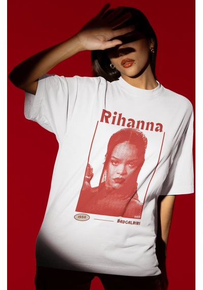 Sevbano Tasarım Rihanna Şarkıcı Baskılı Unisex Oversize Tişört Beyaz