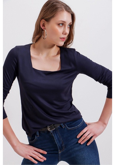 WeShaya Kadın Lacivert Günlük Stil Basic Kare Yaka Uzun Kol Bluz Lacivert