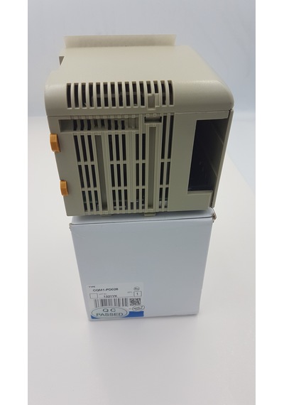 Omron Cqm1-pd026 Plc Modül