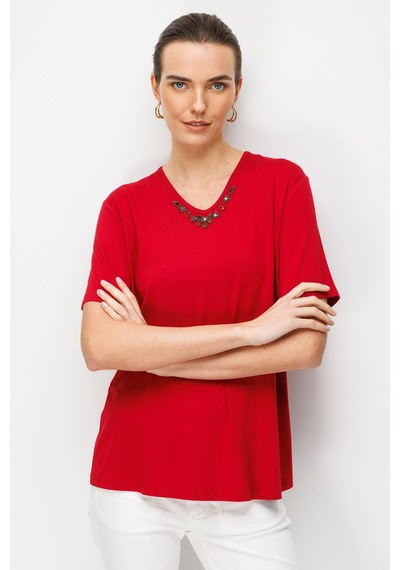 Kadın V Yaka Yakası Nakış İşlemeli Penye T-shirt Kırmızı Kirmizi