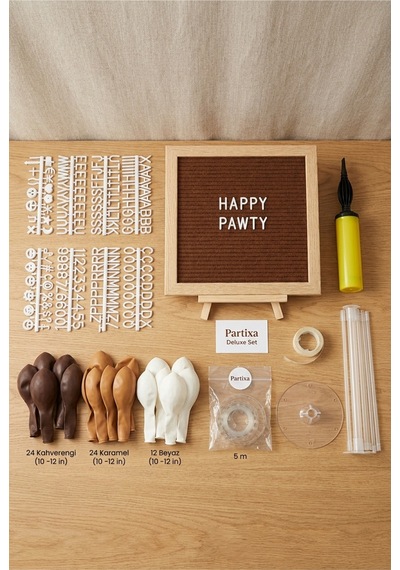 Kedi Köpek Doğum Günü Süsleme Deluxe Set Kahve Keçe Yazı Panosu Standlı Balon Zincirli 7li Şeffaf Balon Standlı Set Tüm Yaşlar