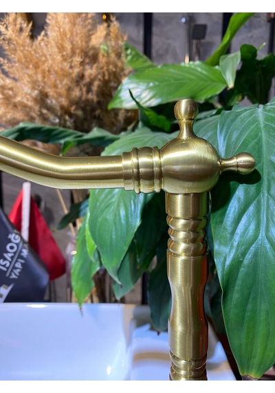 İsaoğlu Yapı Mat Gold Mutfak Bataryası Mat Gold Evye Musluğu Özel Tasarım Vintage Armatür Mat Altın Gold
