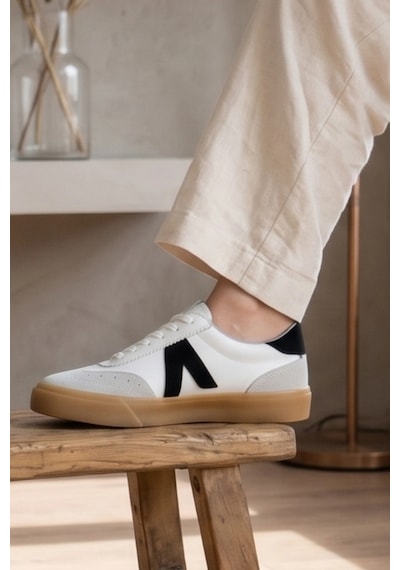 In Step Retro V-line Süet Detaylı Kadın Günlük Spor Ayakkabı Beyaz