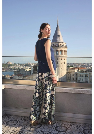 Mega Fair Yaprak Desenli Ve Dantelli 3'lü Pijama Takımı Lacivert