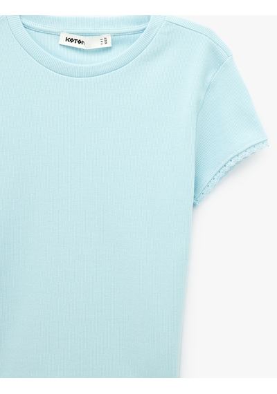 Koton Ribanalı Pamuklu Slim Fit Bisiklet Yaka Kısa Kollu Dantel Detaylı Tişört Mavi 6sak50506ek Koton Ribanalı Pamuklu Slim Fit Bisiklet Yaka Kısa Kollu Dantel Detaylı Tişört Mavi 6sak50506ek