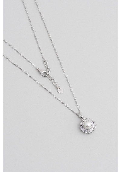 So Chic  İnci Çiçeği 18 Ayar Beyaz Altın Kaplama 45 Cm Gümüş Minimal Kolye