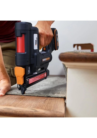 Worx Wx844.9 20volt 16-40mm Profesyonel Şarjlı Zımba Makinesi + 2700 Adet Yedek Zımba Akü Dahil Değ