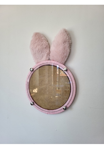 Pembe Tavşan Kulaklı Pembe Fotoğraf Çerçevesi