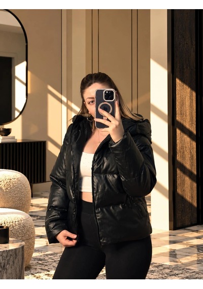 Elora Atelier Siyah Deri Kapüşonlu Fermuarlı Şişme Mont