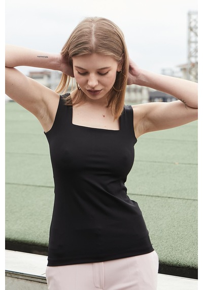 Jument Kare Yaka Kolsuz Body -siyah Siyah