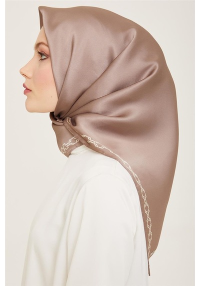 Armine Sura İpek Eşarp 24ya9154 32 - Desenli