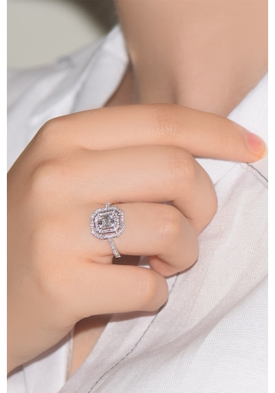 0.60 Ct Çift Sıra Baget Kare Tektaş Yüzük