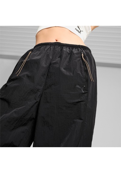 Puma Dare To Kadın Paraşüt Kumaş Pantolon 626647 01
