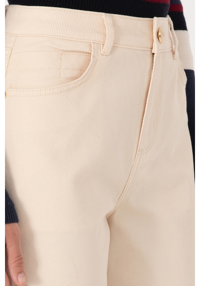 U.S. Polo Assn. Kadın Krem Loose Fit Kanvas Pantolon 50309351-VR256