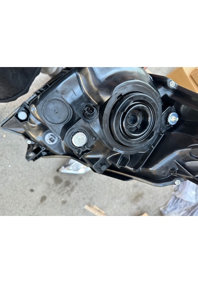 Toyota Yaris Sağ Sol Far Lambası 2012-2014