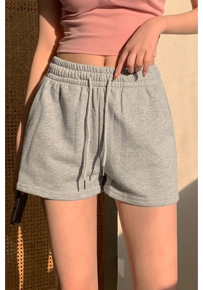 Cool Tarz Kadın Gri Pamuklu İki İplik Şardonlu Yumuşacık Beli Gipe Lastikli Kısa Şort Gri Gri Cool Tarz Kadın Gri Pamuklu İki İplik Şardonlu Yumuşacık Beli Gipe Lastikli Kısa Şort Gri Gri