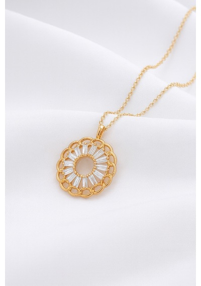 Çekirdekjewelry 925 Ayar Gümüş Rose Kaplama Baget Taşlı Kolye Pembe
