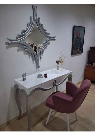 Dresuar Cnc Kabartma 90665 Model Aynalı Kelebek Sandalye Ayak Parlak Beyaz Gri Renk Beyaz - Gri Dresuar Cnc Kabartma 90665 Model Aynalı Kelebek Sandalye Ayak Parlak Beyaz Gri Renk Beyaz - Gri