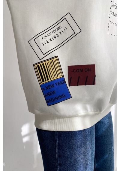 Femelle Kadın Beyaz Düşük Omuz 3 İplik Şardonlu Oversize Pamuk Sweatshirt