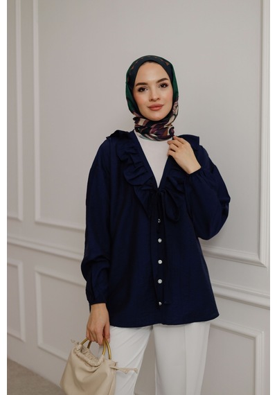 Moonsc Kadın Regular Fit V Yaka Önü Fırfır Detaylı Tesettür Lacivert Gömlek Moonsc Kadın Regular Fit V Yaka Önü Fırfır Detaylı Tesettür Lacivert Gömlek