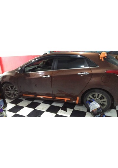 Hyundai i30 (Plastik) Yan Marşpiyel