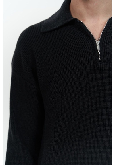 Mai Collection Mai Studios Co. Oberon Polo Yaka Yarım Fermuarlı Siyah Erkek Triko Kazak Siyah Mai Collection Mai Studios Co. Oberon Polo Yaka Yarım Fermuarlı Siyah Erkek Triko Kazak Siyah