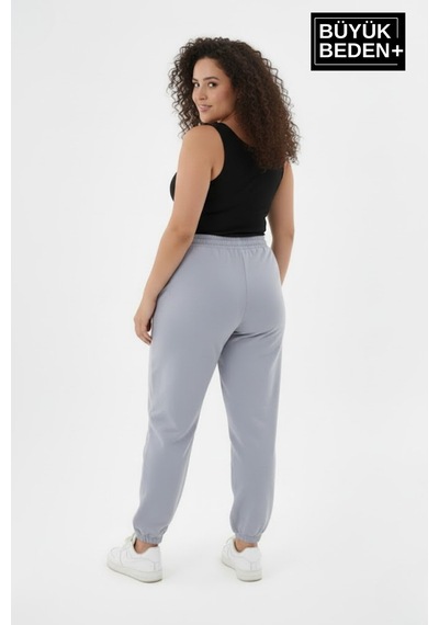 Süperlife Kadın Büyük Beden N Logolu Paça Lastikli Rahat Kesim Jogger İnce Eşofman Altı Spr26beak951-4 Gri Süperlife Kadın Büyük Beden N Logolu Paça Lastikli Rahat Kesim Jogger İnce Eşofman Altı Spr26beak951-4 Gri