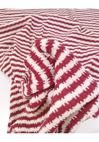 Bordo Ekru Renklerde İnce Yumuşak Dökümlü Triko Örme Kumaş Hırkalık & Kazaklık 150x280cm-12515 Bordo,ekru Bordo Ekru Renklerde İnce Yumuşak Dökümlü Triko Örme Kumaş Hırkalık & Kazaklık 150x280cm-12515 Bordo,ekru