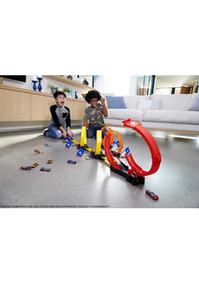 Hot Wheels Çok Çemberli Yarış Oyun Seti