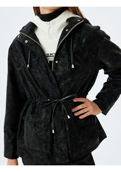 Koton Suni Deri Oversize Yağmurluk Kapüşonlu Beli Bağlamalı Fermuarlı Cepli Siyah 5sak00004ew Siyah Koton Suni Deri Oversize Yağmurluk Kapüşonlu Beli Bağlamalı Fermuarlı Cepli Siyah 5sak00004ew Siyah