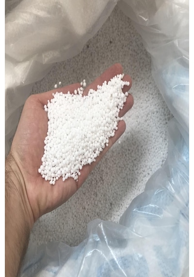 Granül Üre Gübresi %46 Azot Bitki Yeşillendirici Sebze Gübresi 1 Kg