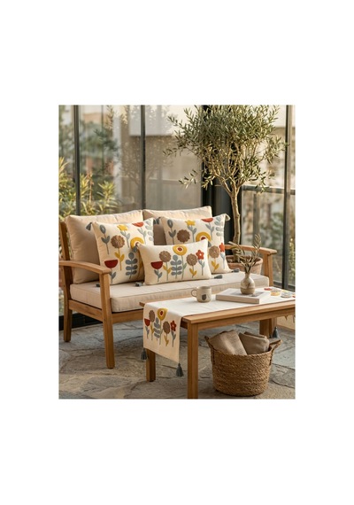 Flora Garden 4 Lü Punch Nakışlı Kırlent & Runner Seti 2 Kare + 1 Dikdörtgen Kırlent Kılıfı + 1 Runner Amerikan Servis Gri