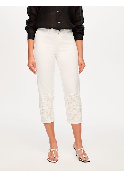 Faik Sönmez Paçası Nakış Ve Boncuk Detaylı Straight Fit Jean Capri S26jcp006 Us26jcp00673 Ekru