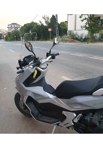 Motocam Motolüx Wow 150 Ön Cam 2023-2026 Model 65cm Şeffaf Renkli 4mm Orta Boylu
