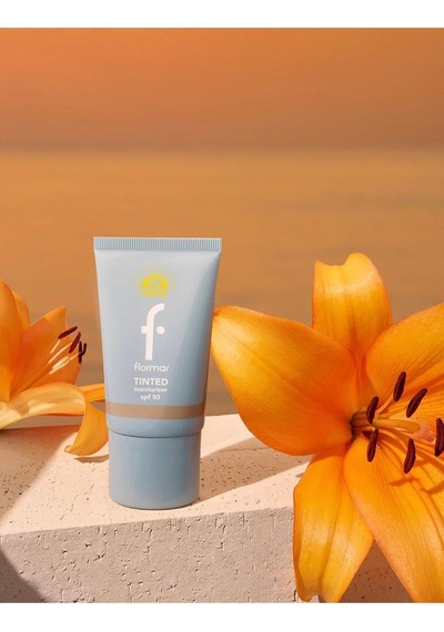 Sun Lovers Nemlendirici Etkili &amp Doğal Bitişli Renkli Güneş Koruyucu Spf50-007 Warm Honey