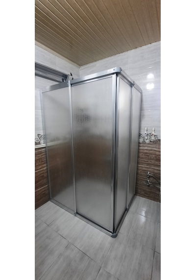 Girayduşakabin 90x90 Parlak Profil Mika Köşe Girişli Kabin Gümüş