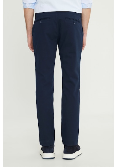 AC&Co / Altınyıldız Classics Erkek Lacı Pamuklu Slim Fit Dar Kesim Armürlü Yan Cepli Esnek Casual Pantolon Lacı Lacivert AC&Co / Altınyıldız Classics Erkek Lacı Pamuklu Slim Fit Dar Kesim Armürlü Yan Cepli Esnek Casual Pantolon Lacı Lacivert