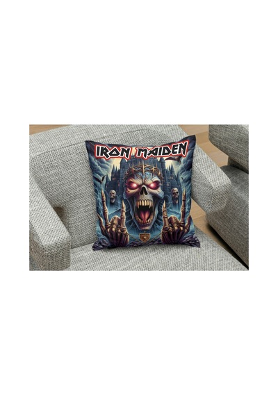 Metal Müzik Grubu Iron Maiden Kıng Desenli Kare Yastık Kılıfı Çok Renkli