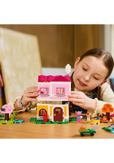 LEGO® Animal Crossing™ Yaratıcı Evler: Eğlenceli Mevsimler 77057 - 7 Yaş ve Üzeri Çocuklar için Yaratıcı Oyuncak Yapım Seti (814 Parça)