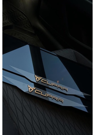 Cupra Özel Plakalık Pleksi