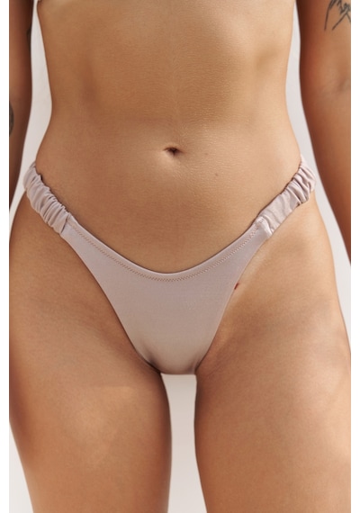 Mai Collection Mai Studios Co. Zahira Yan Büzgü Detaylı Brezilyan Lila Bikini Altı Lila