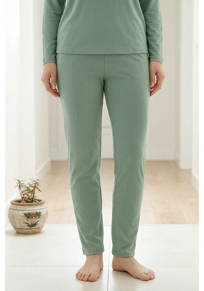 Aura Collections Kadın Dantelli Bambu Viskon Uzun Kollu Mevsimlik Soft Örme Pijama Takımı Yeşil
