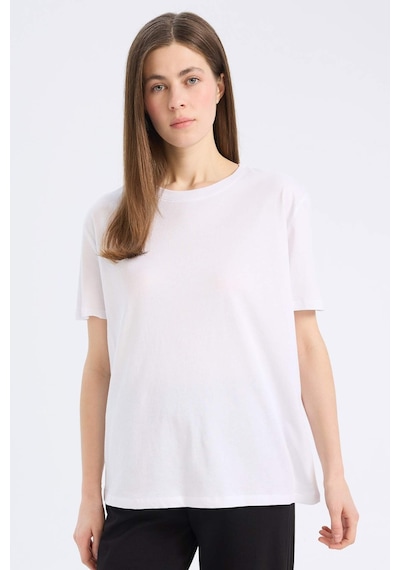 DeFacto Regular Fit Bisiklet Yaka Basic Düz Penye Kısa Kollu Beyaz Tişört W9584AZ25SPWT34 DeFacto Regular Fit Bisiklet Yaka Basic Düz Penye Kısa Kollu Beyaz Tişört W9584AZ25SPWT34