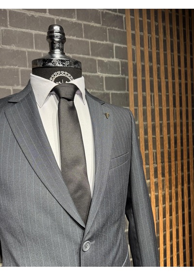 Dupont Classics Dupont Erkek Slim Fit 6 Drop Çizgili Viskon Mono Yaka Çift Düğme Çift Yırtmaç 2 Li Takım Elbise Açık Gri Dupont Classics Dupont Erkek Slim Fit 6 Drop Çizgili Viskon Mono Yaka Çift Düğme Çift Yırtmaç 2 Li Takım Elbise Açık Gri
